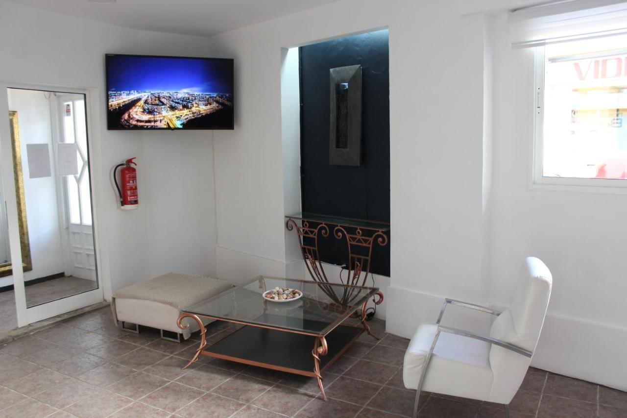 Hostal Balearic (Adults Only) San Antonio Abad Exterior foto